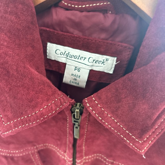 Vintage burgundy/ maroon suede jacket with zipper perfect for fall! - Picture 4 of 4